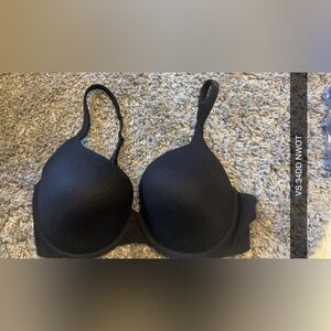 34 DD Victoria’s Secret
